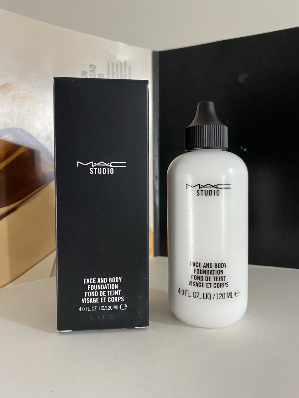 White~ MAC Studio Face And Body Foundation, 4.0 OZ / 120 ML, New With Box